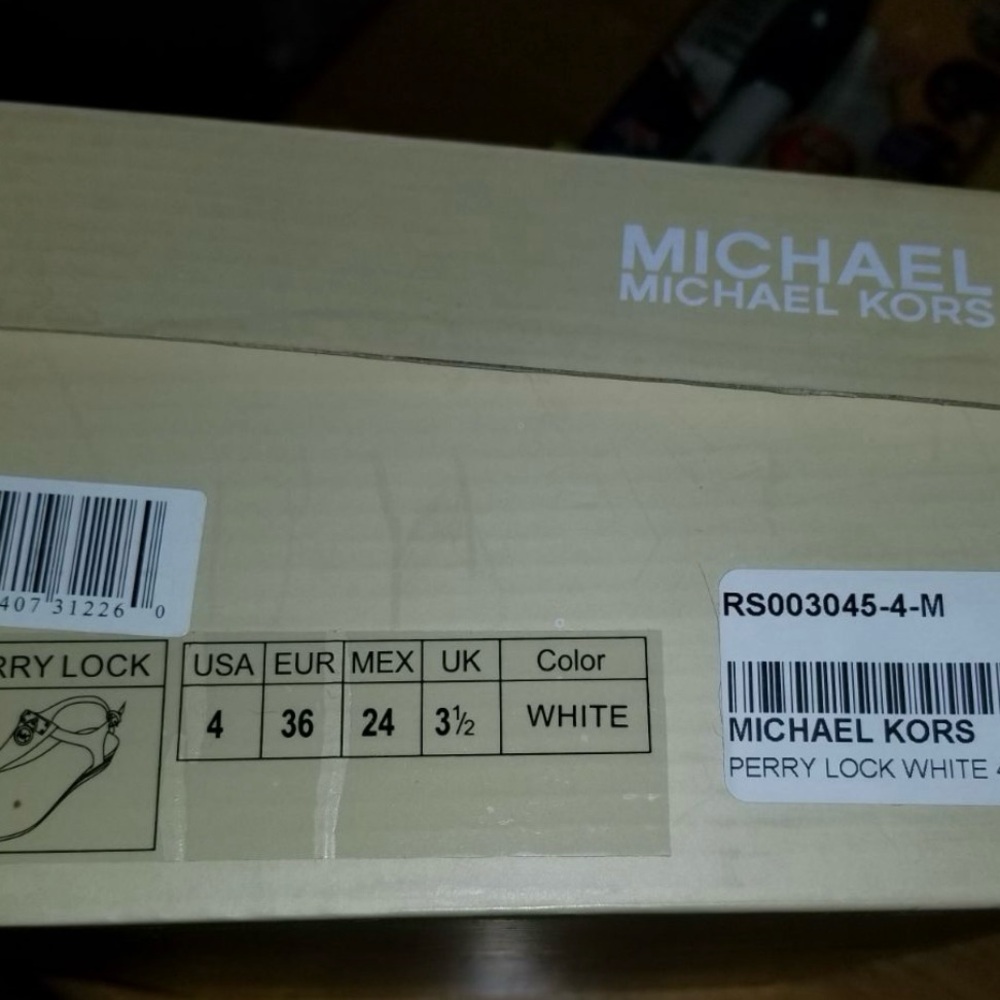 Michael Kors white‎ sandles women's size 4
